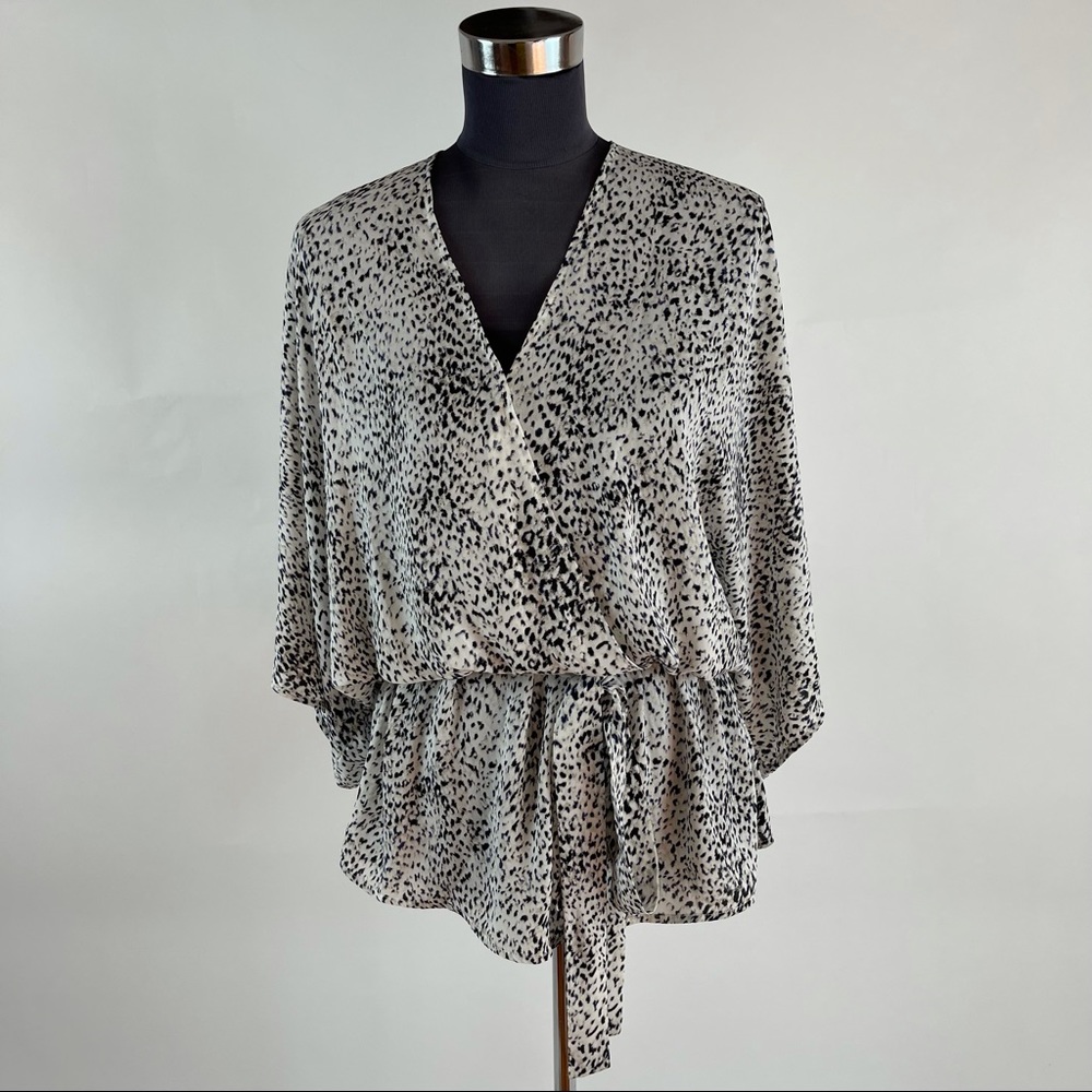 LWhite Leopard Print Romper